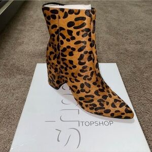TOPSHOP HEART TRUE LEOPARD BOOTIE
